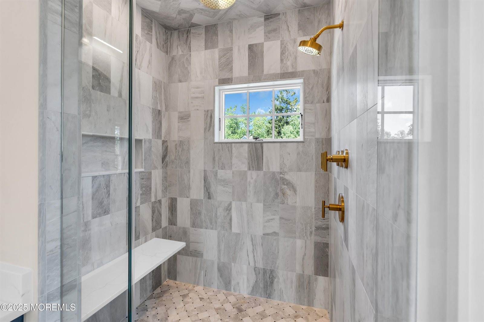 69 Park Avenue, Rumson, NJ 07760