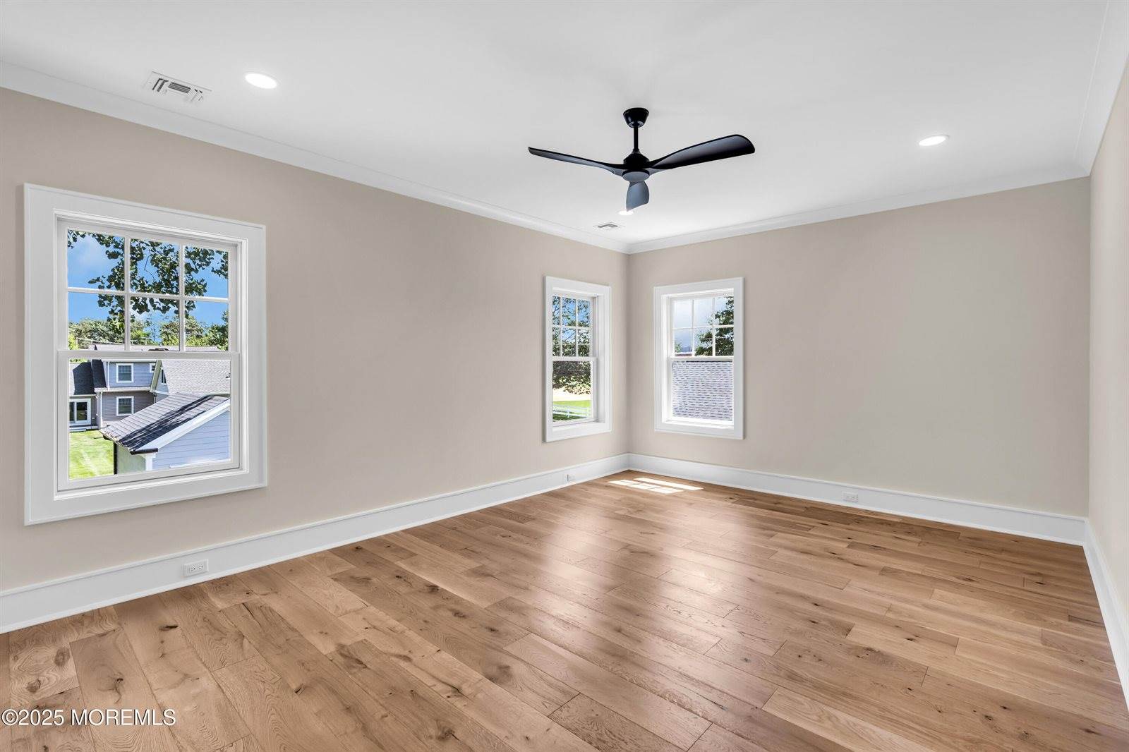 69 Park Avenue, Rumson, NJ 07760