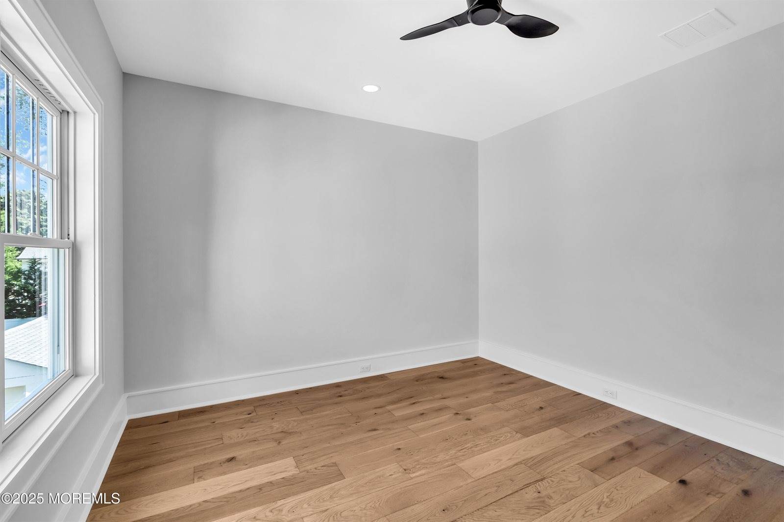 69 Park Avenue, Rumson, NJ 07760