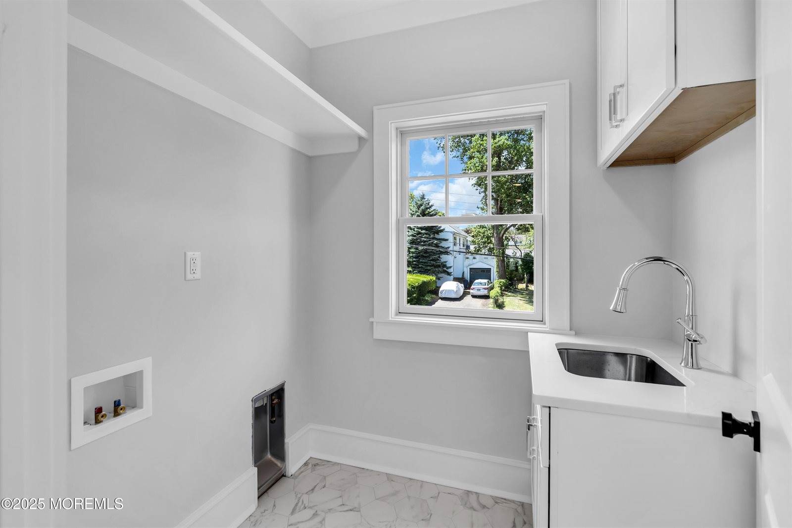 69 Park Avenue, Rumson, NJ 07760