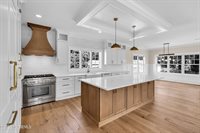 69 Park Avenue, Rumson, NJ 07760