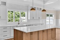 69 Park Avenue, Rumson, NJ 07760