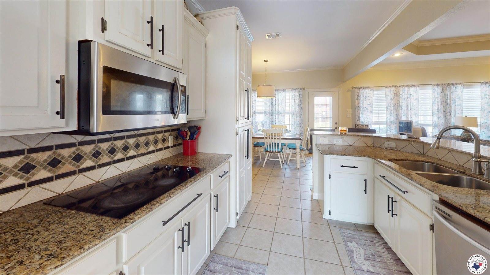 6706 Cameron Ln, Texarkana, TX 75503