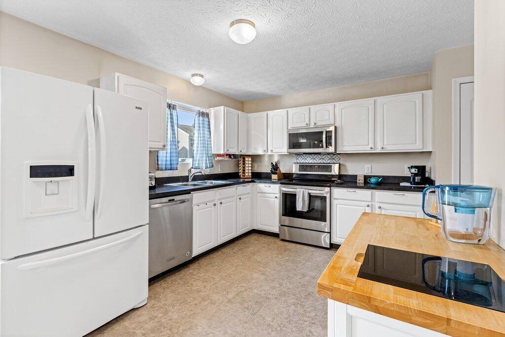 5989 Jamesport Drive, Westerville, OH 43081