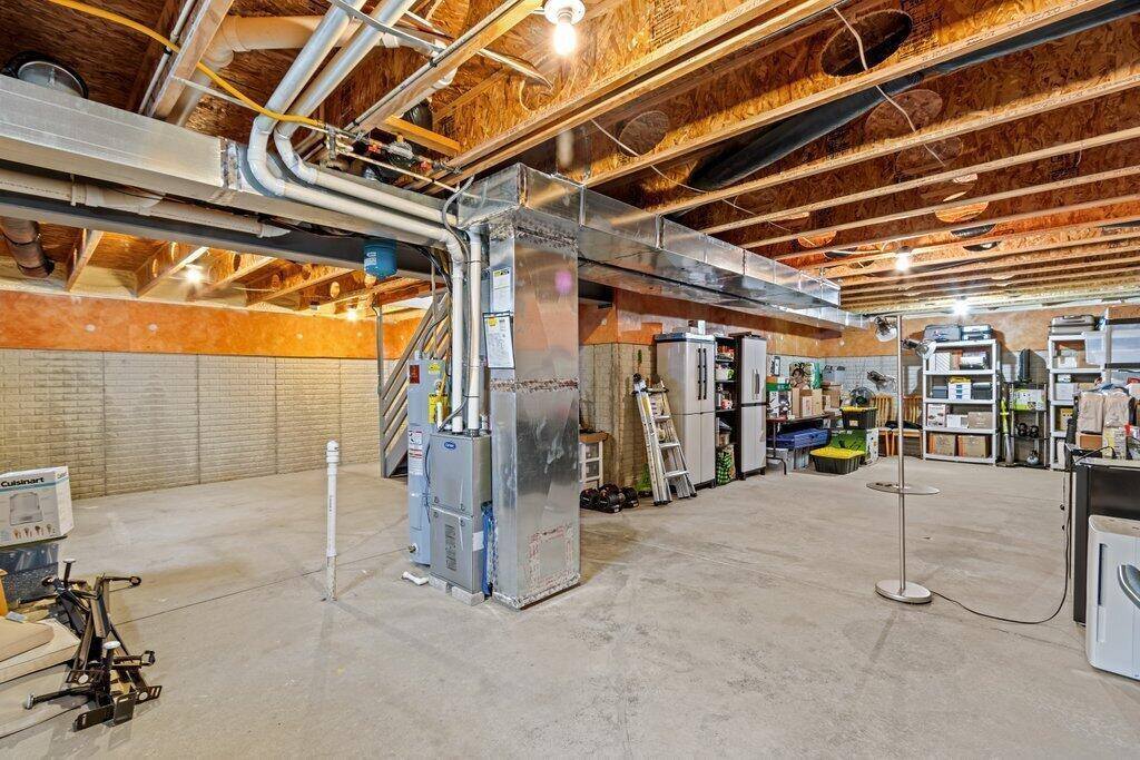 5989 Jamesport Drive, Westerville, OH 43081