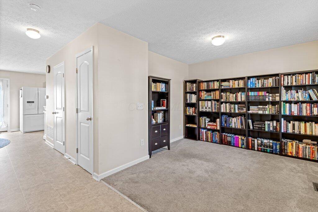 5989 Jamesport Drive, Westerville, OH 43081