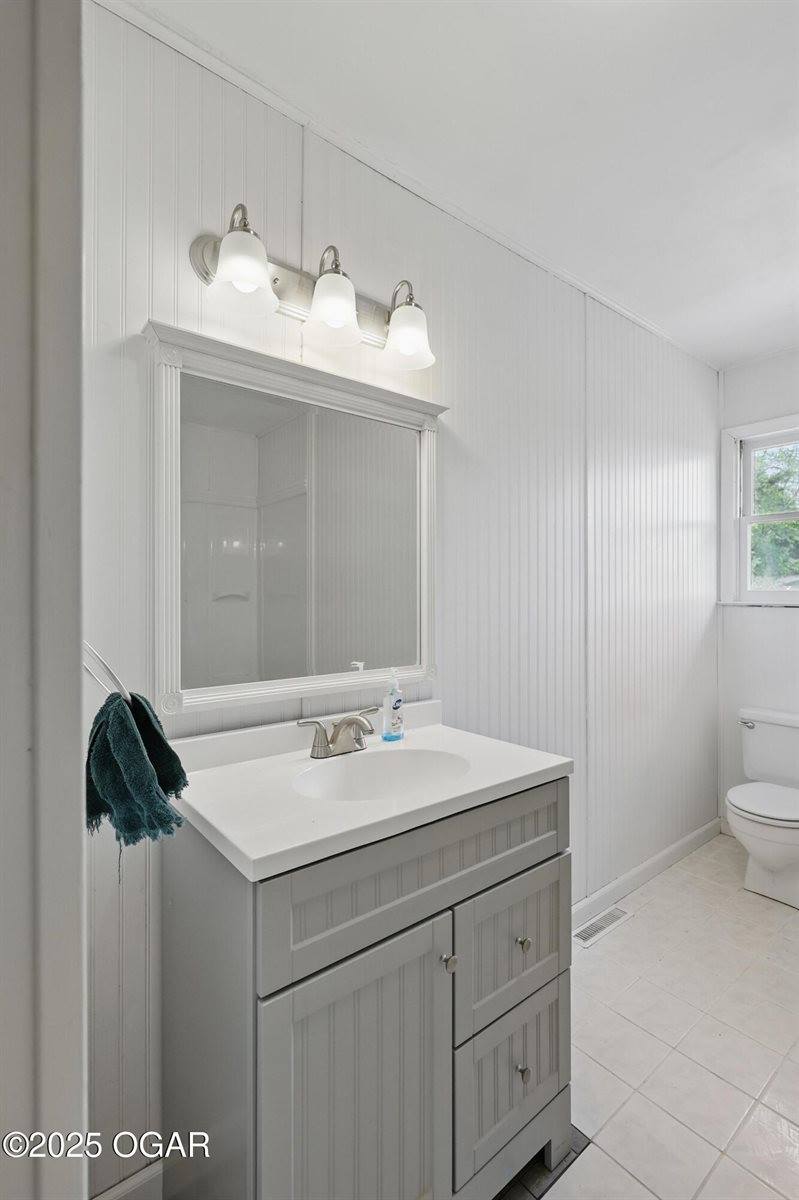 16537 Isis Road, Carthage, MO 64836