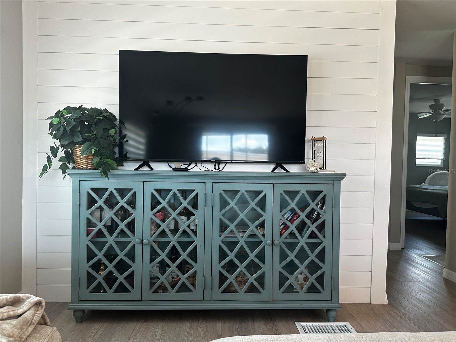 1100 Belcher Road South, #403, Largo, FL 33771