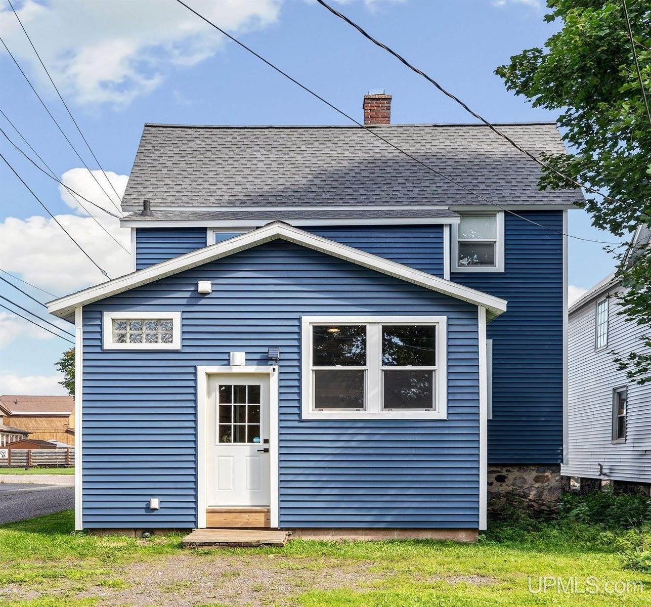 312 S 3rd Street, Ishpeming, MI 49849