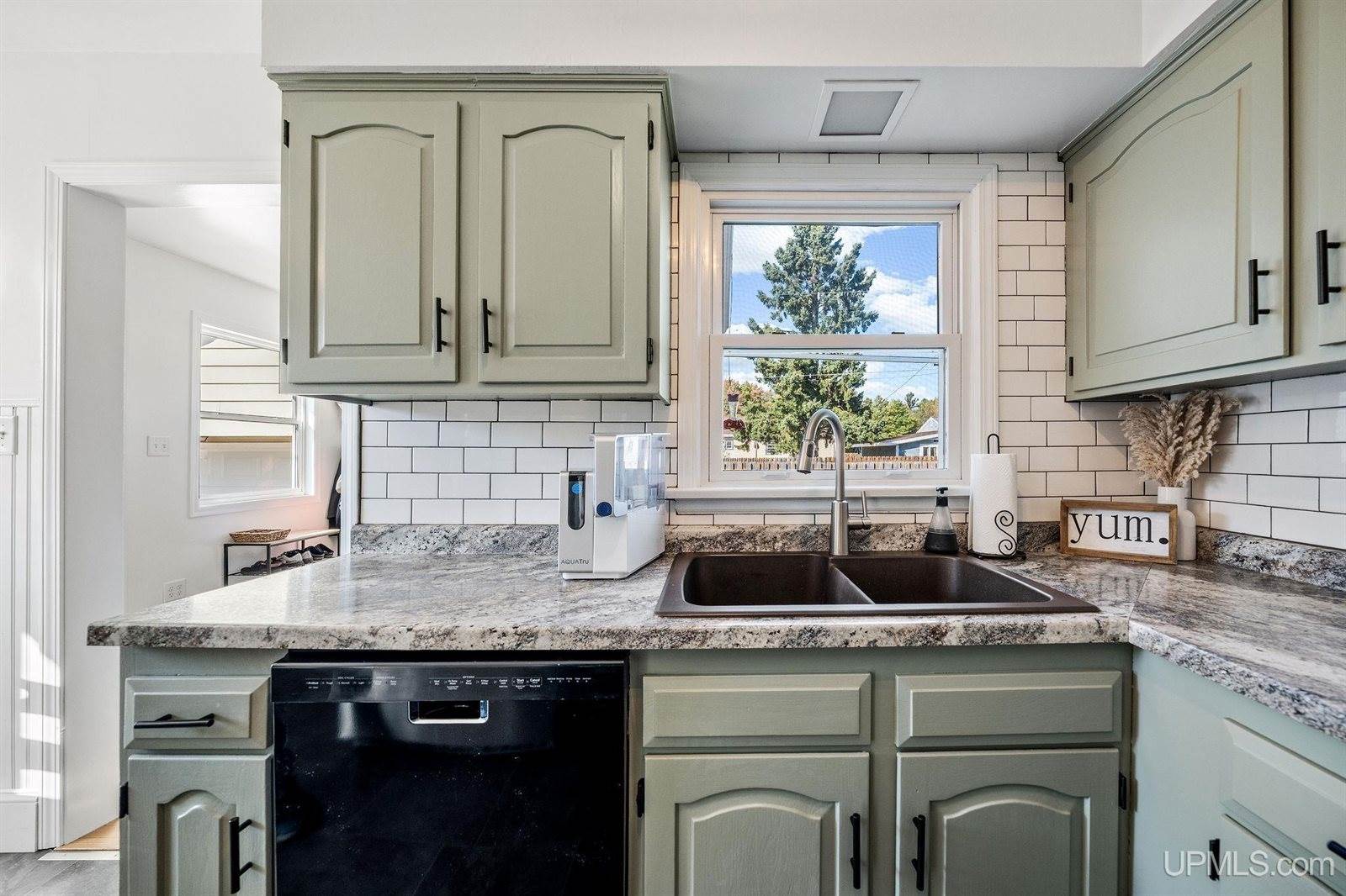 551 Duncan Avenue, Ishpeming, MI 49849