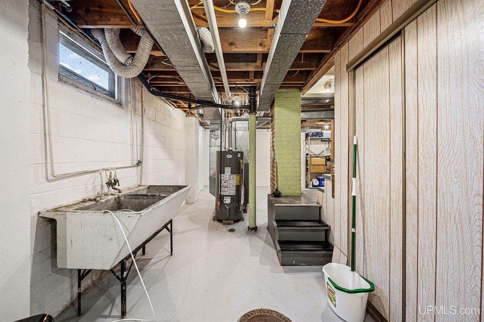 551 Duncan Avenue, Ishpeming, MI 49849