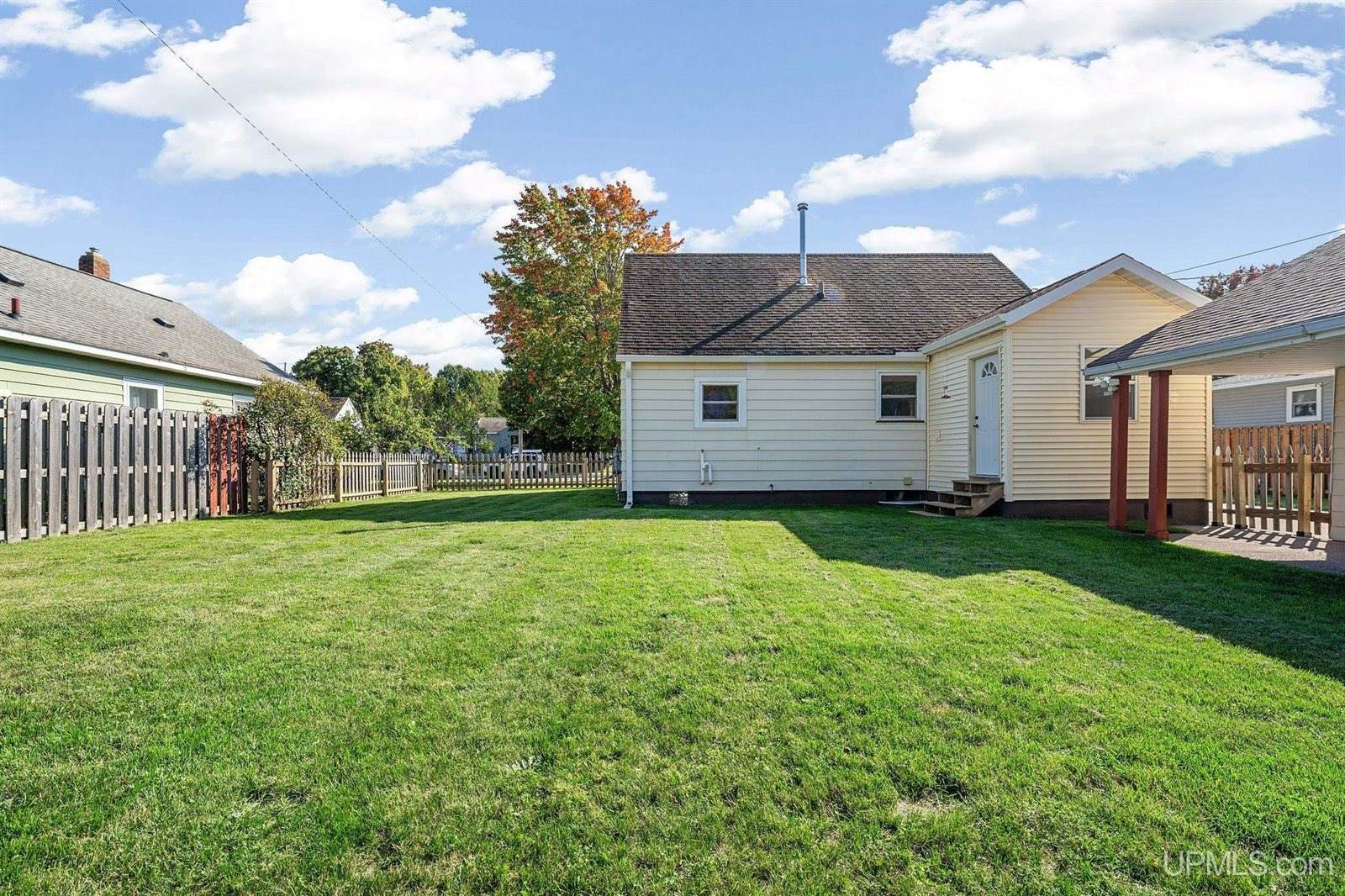 551 Duncan Avenue, Ishpeming, MI 49849