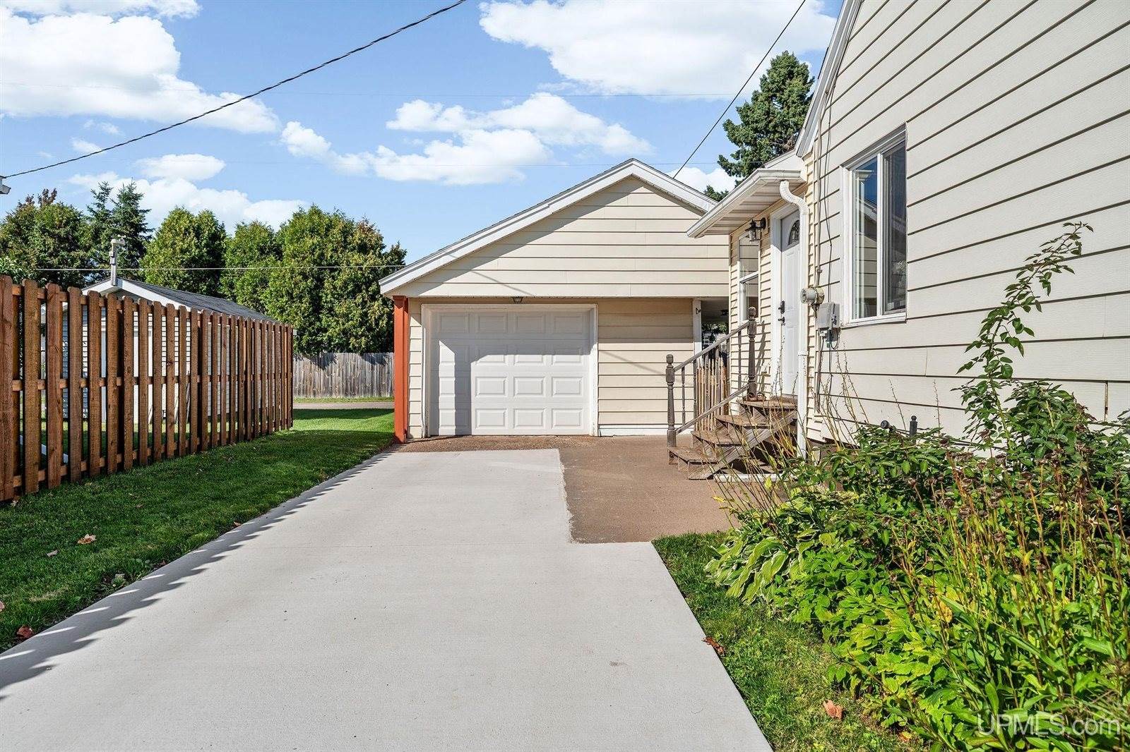 551 Duncan Avenue, Ishpeming, MI 49849