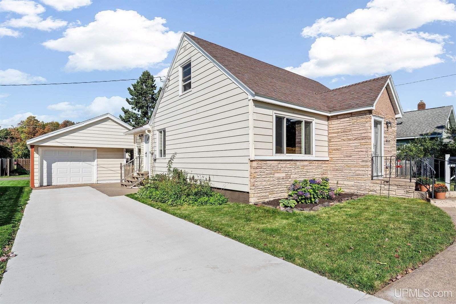 551 Duncan Avenue, Ishpeming, MI 49849