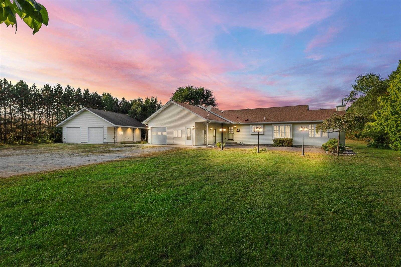 4466 State Highway 173, Nekoosa, WI 54457