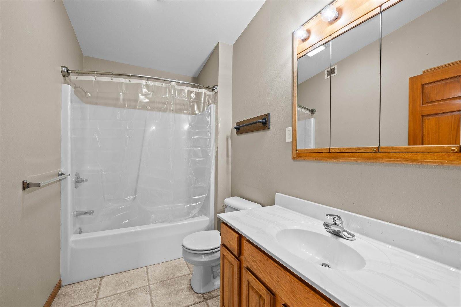 4466 State Highway 173, Nekoosa, WI 54457