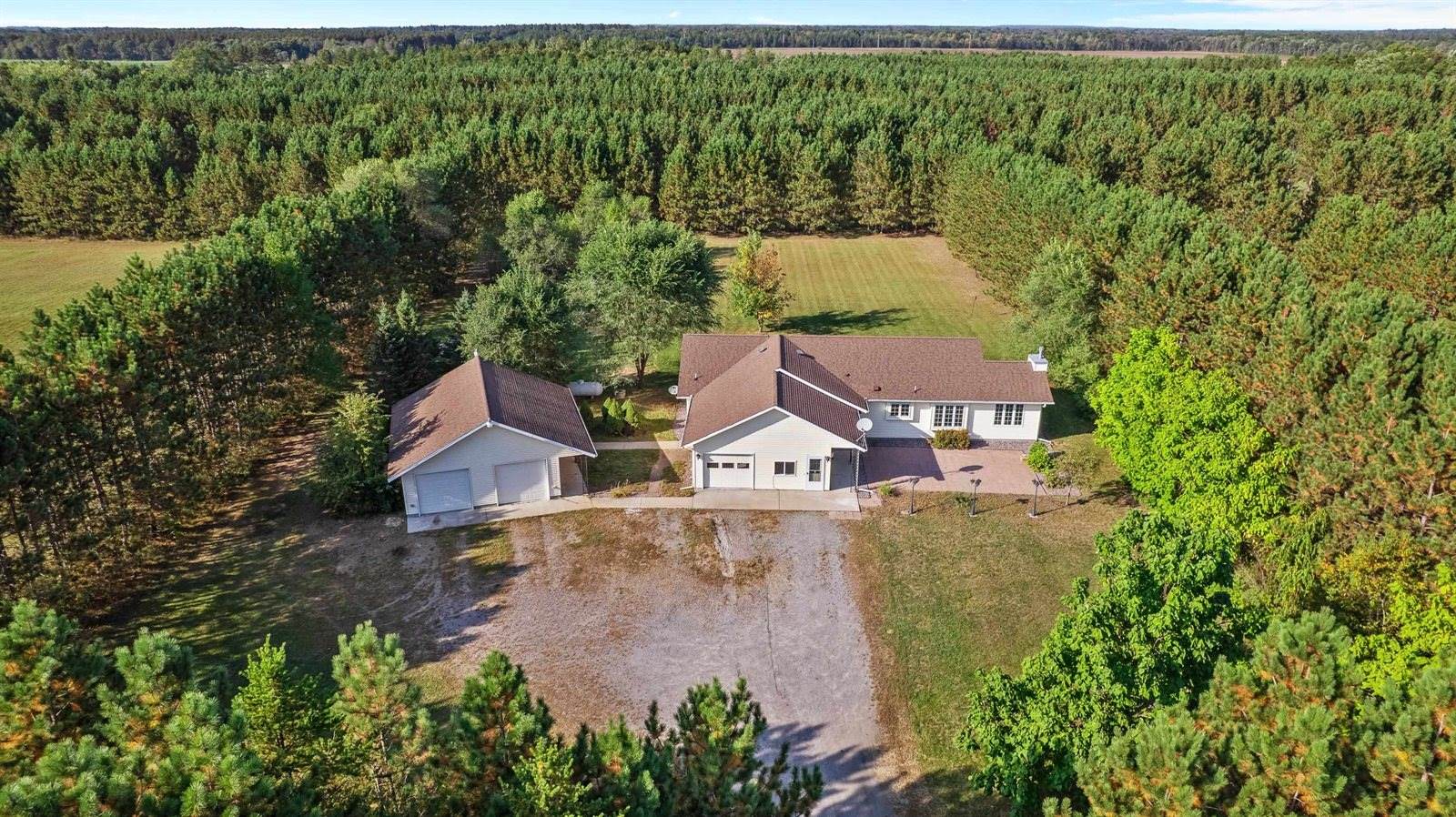 4466 State Highway 173, Nekoosa, WI 54457