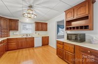 955 Hickory Nut Street, Charlotte, NC 28205