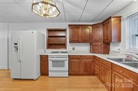 955 Hickory Nut Street, Charlotte, NC 28205