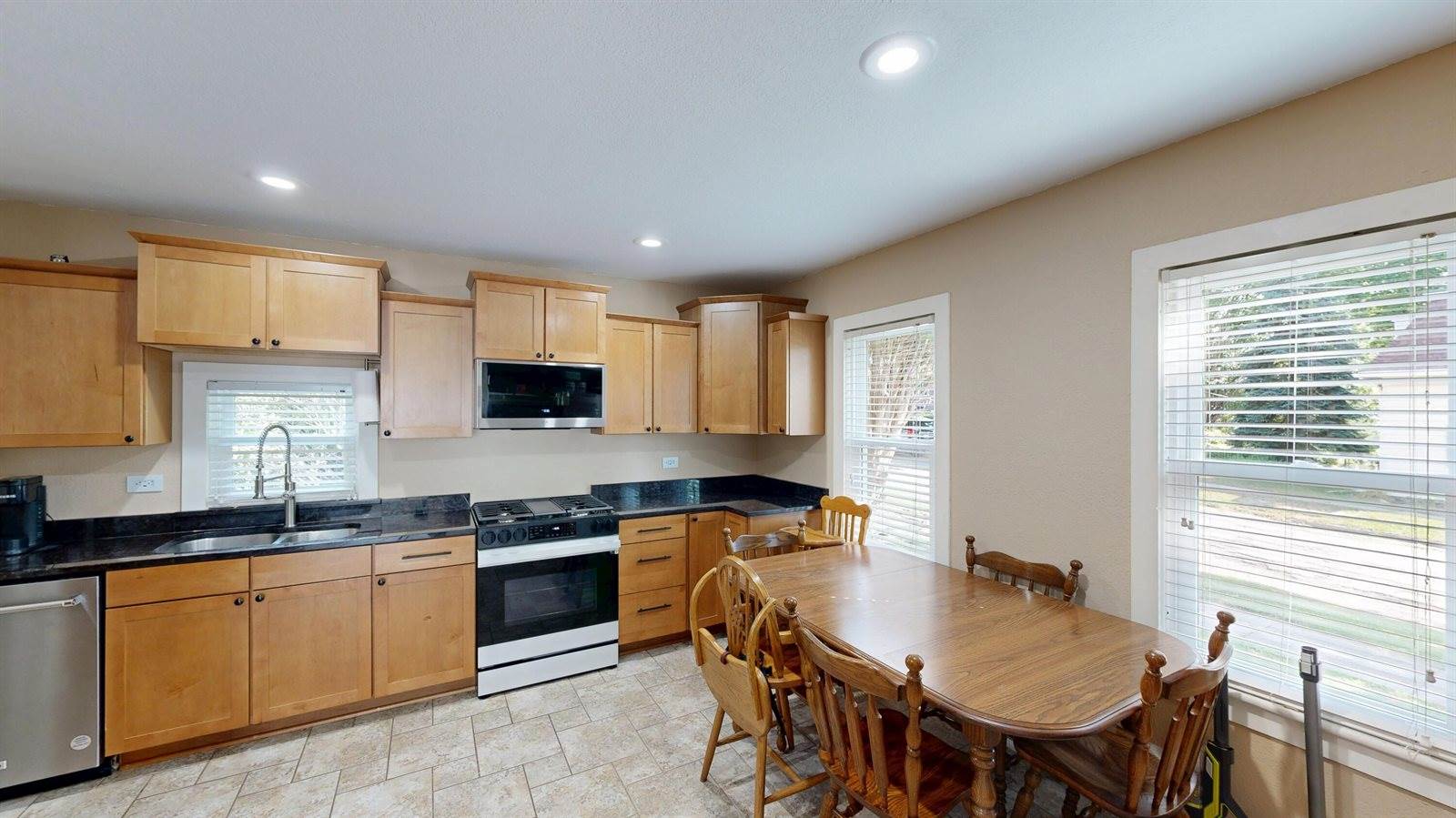 129 North German Ave, Jefferson, WI 53549