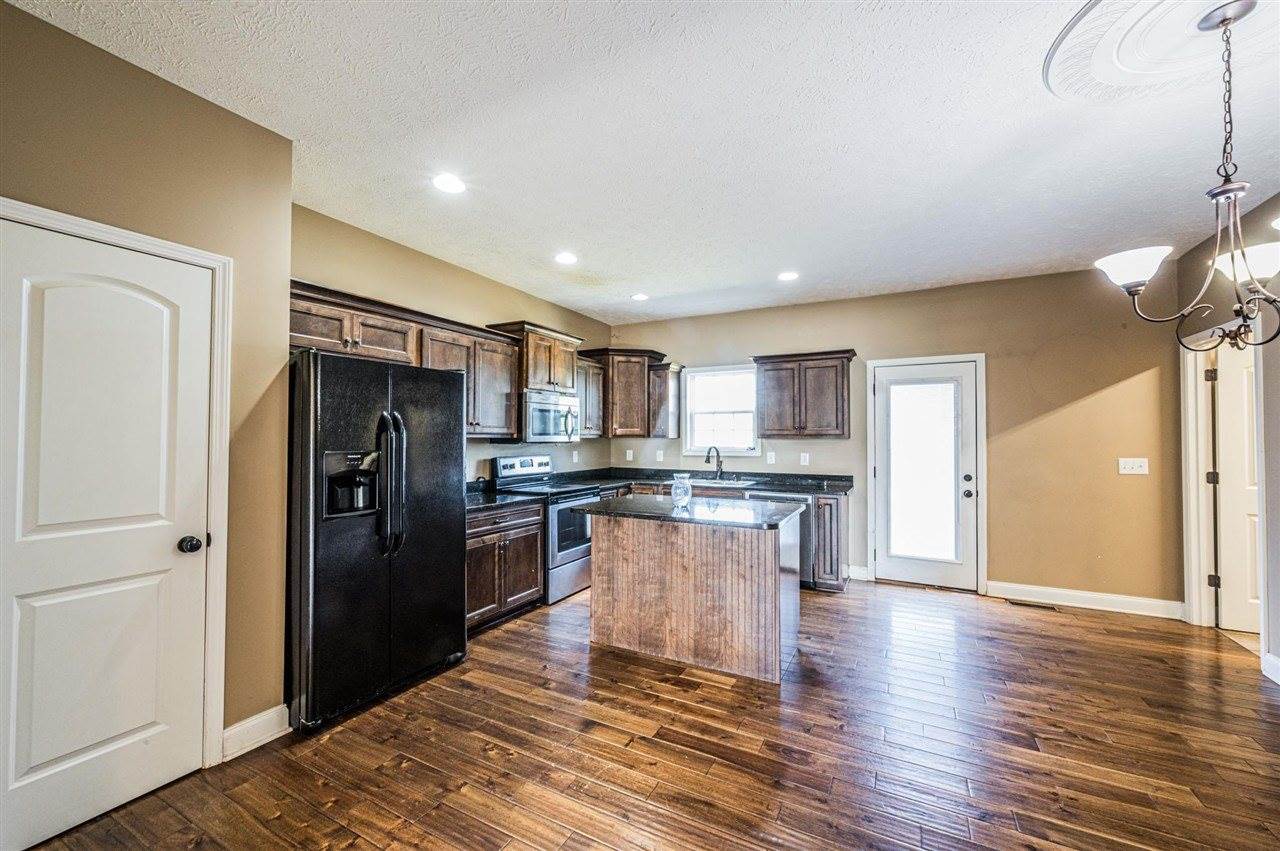 254 Windover Avenue, Bowling Green, KY 42101