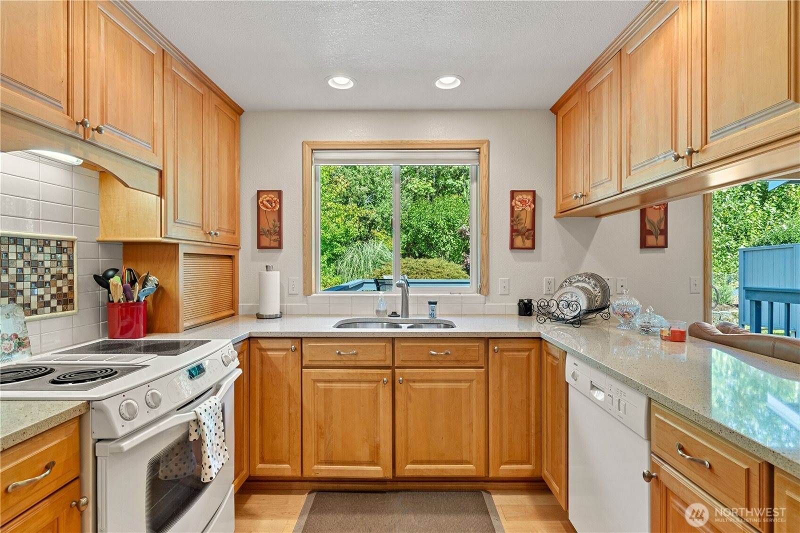 2631 Club Court, Mount Vernon, WA 98273