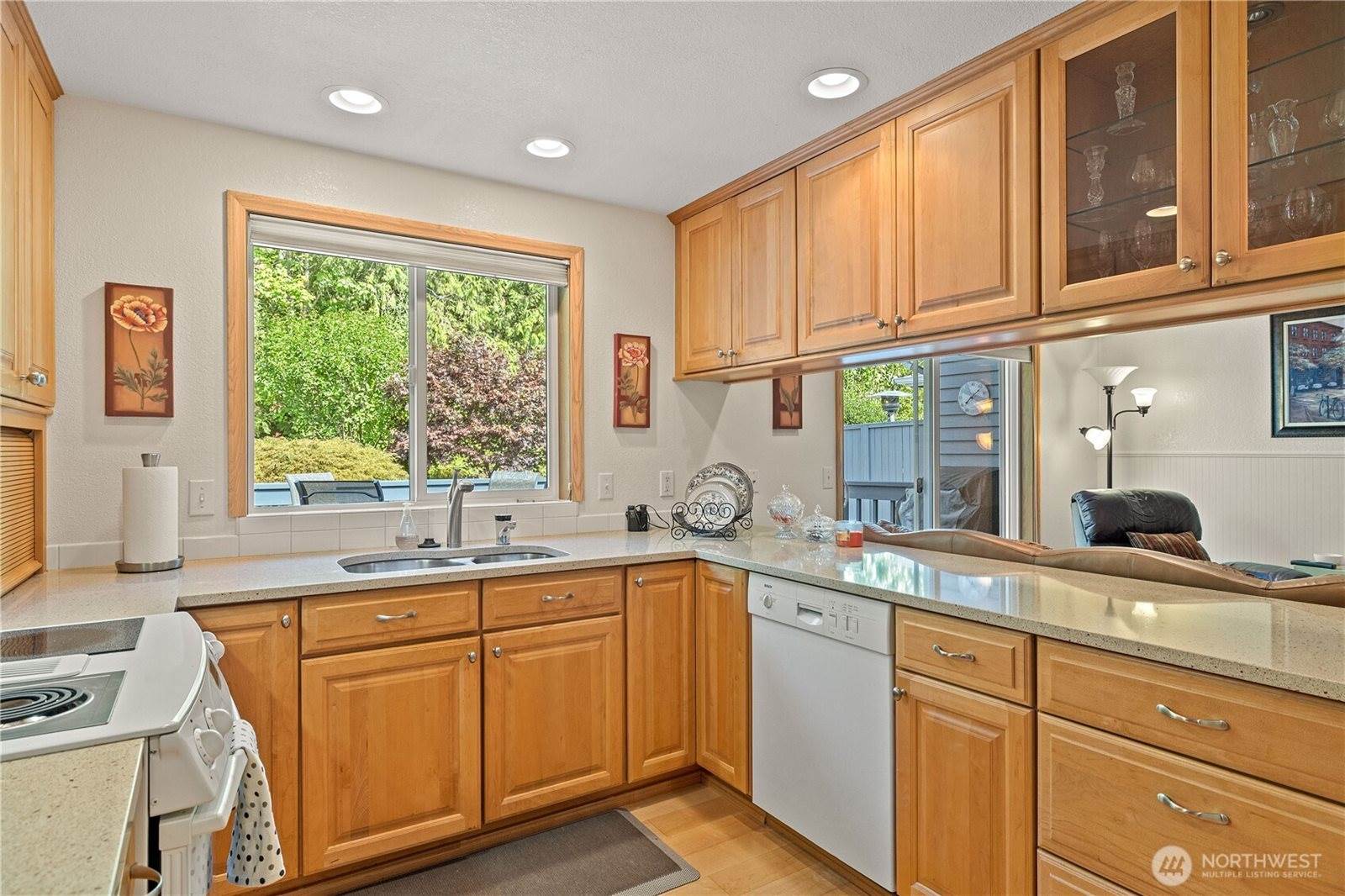 2631 Club Court, Mount Vernon, WA 98273