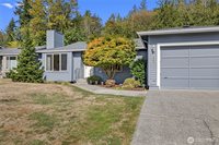 2631 Club Court, Mount Vernon, WA 98273