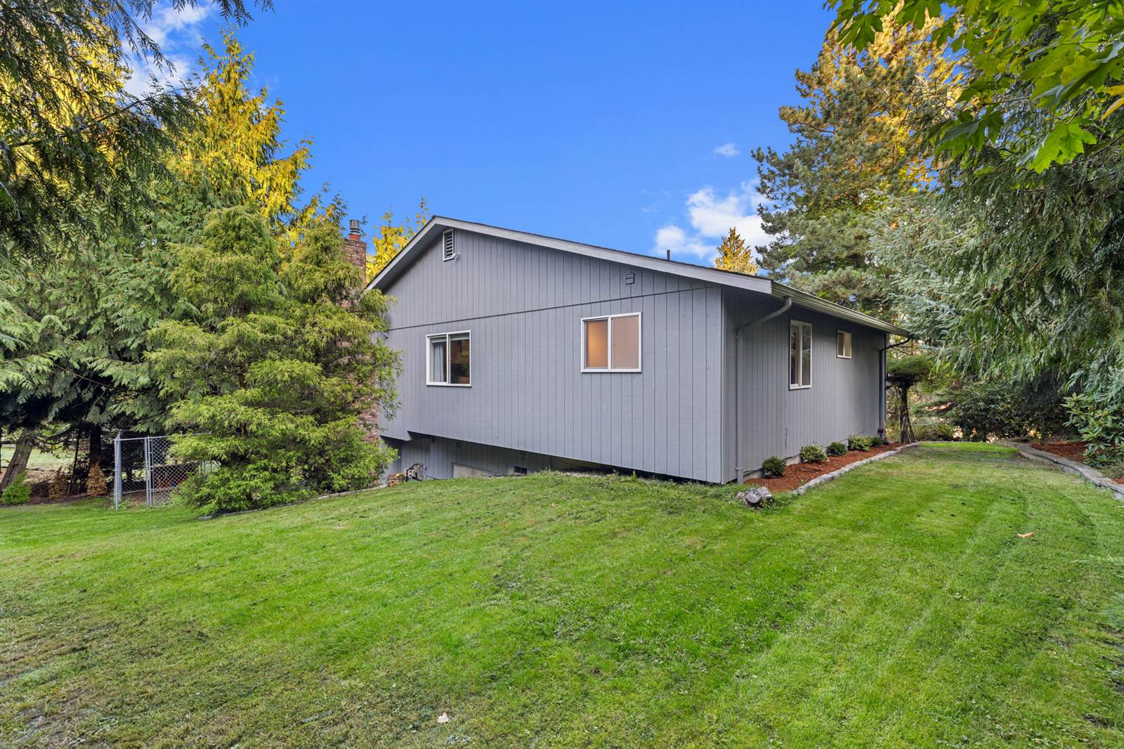 4312 Kiowa Drive, Mount Vernon, WA 98273