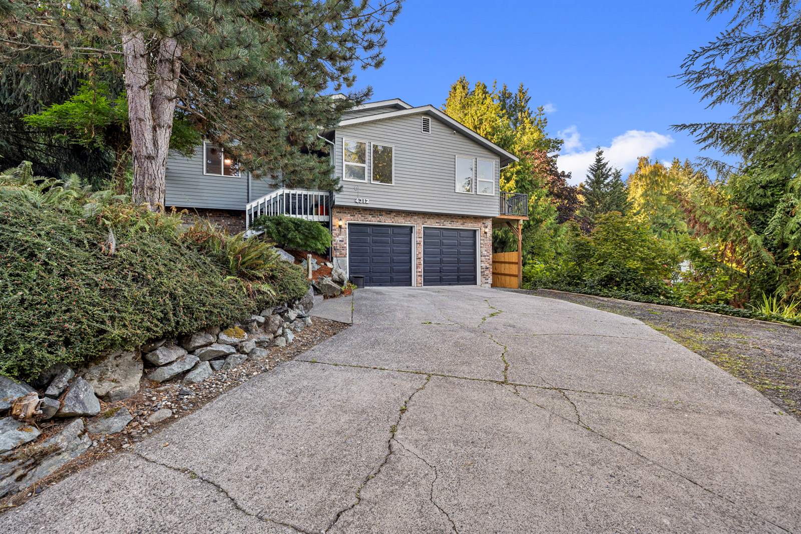 4312 Kiowa Drive, Mount Vernon, WA 98273