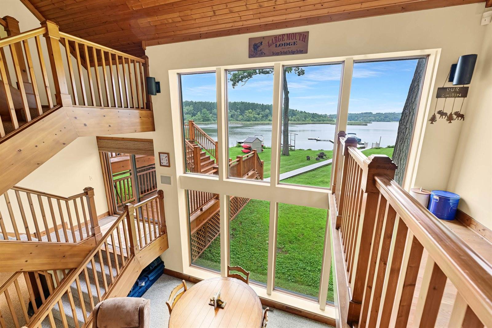 N6993 Oakwood Rd, Richmond, WI 53190