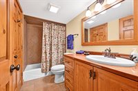 N6993 Oakwood Rd, Richmond, WI 53190