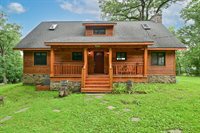 N6993 Oakwood Rd, Richmond, WI 53190