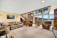 N6993 Oakwood Rd, Richmond, WI 53190