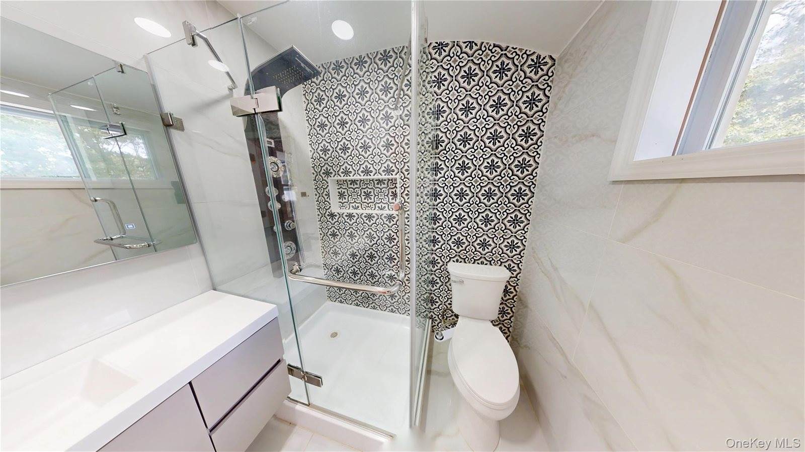 1141 Waverly Avenue, Brookhaven, NY 11738