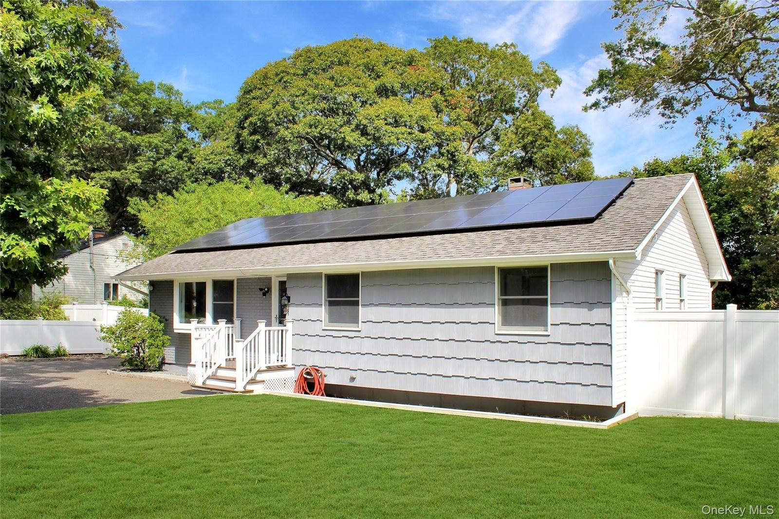 1141 Waverly Avenue, Brookhaven, NY 11738