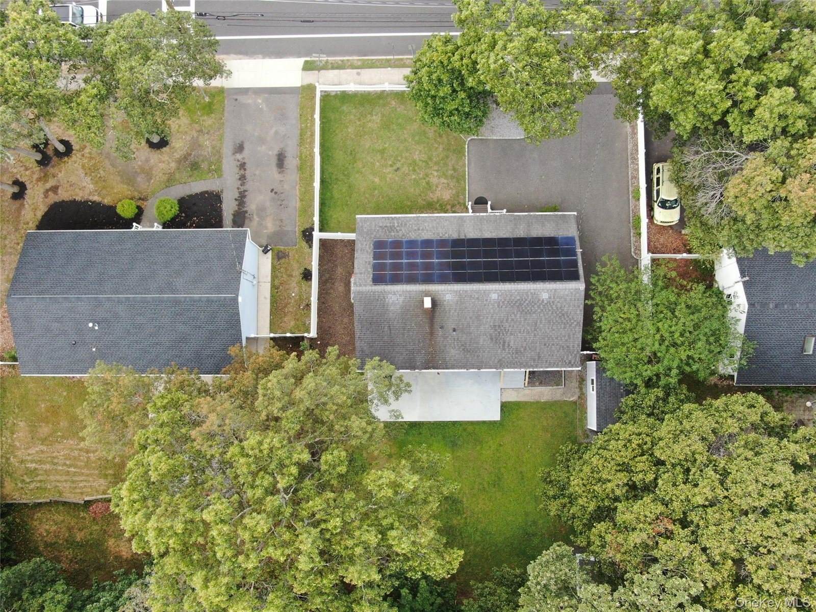 1141 Waverly Avenue, Brookhaven, NY 11738