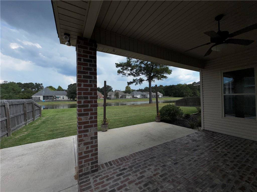 1017 Fox Sparrow Loop, Madisonville, LA 70447