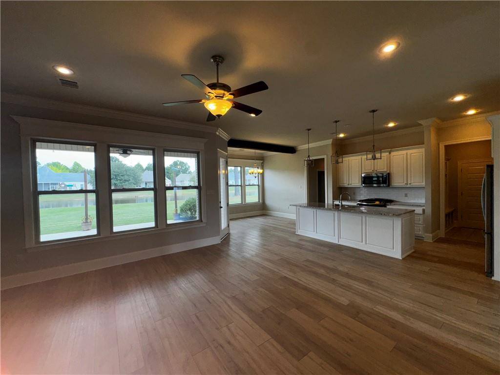 1017 Fox Sparrow Loop, Madisonville, LA 70447