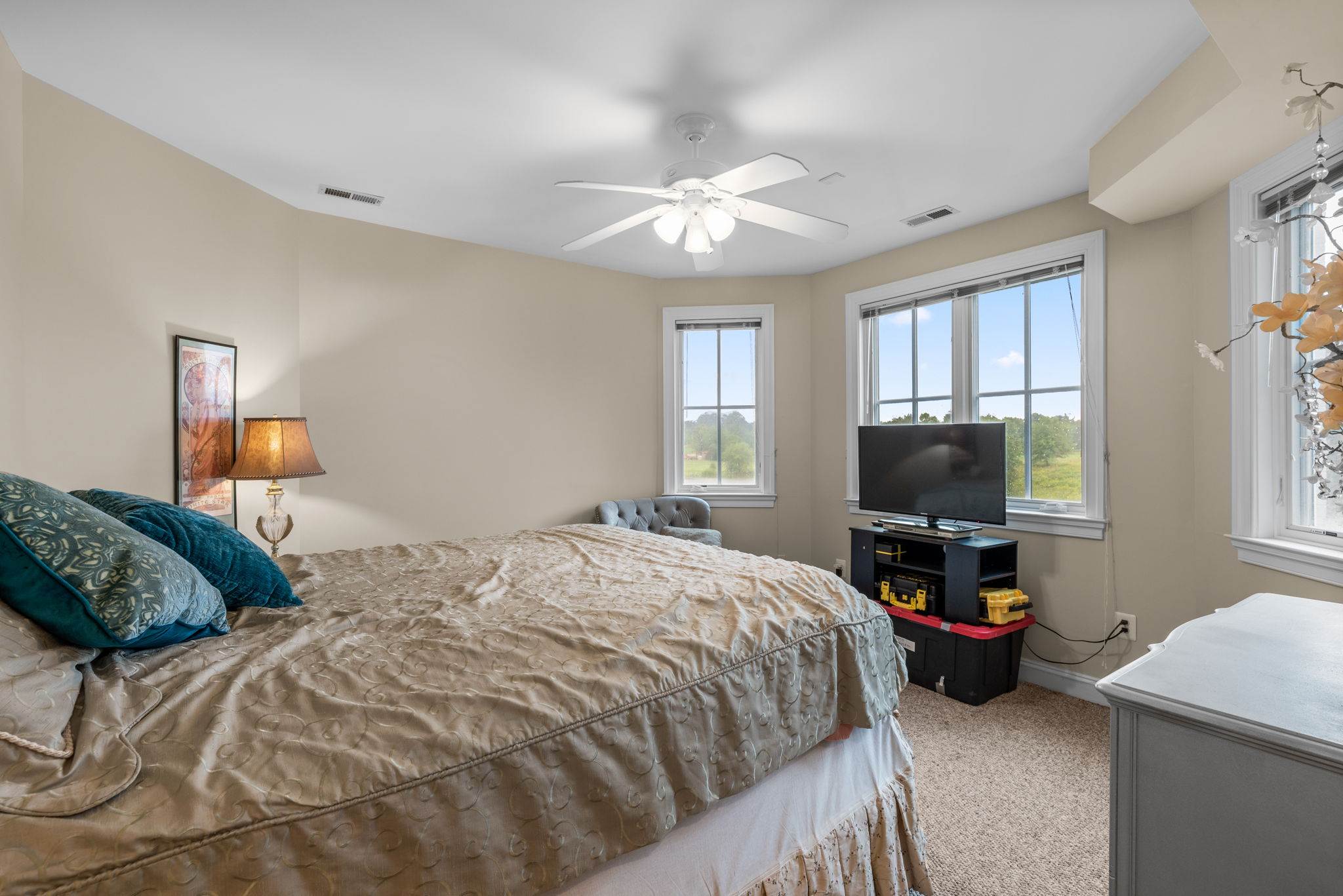 10035 Pebble Beach Ter, Ijamsville, MD 21754