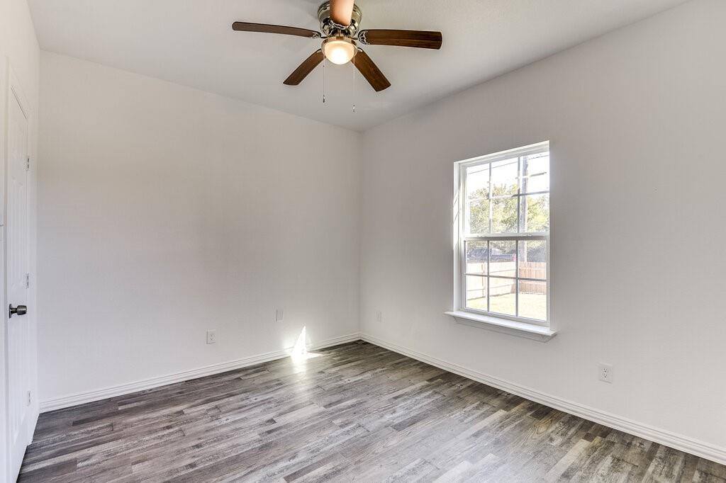 1830 Fernwood Avenue, Dallas, TX 75216