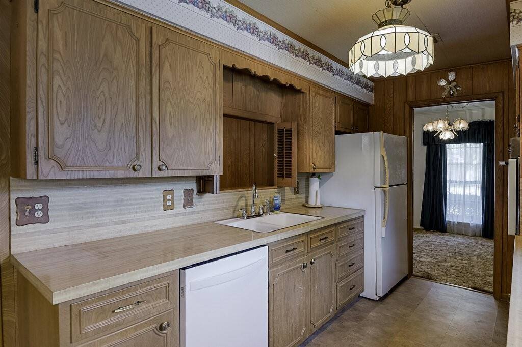 105 Dartmouth Drive, Waxahachie, TX 75165