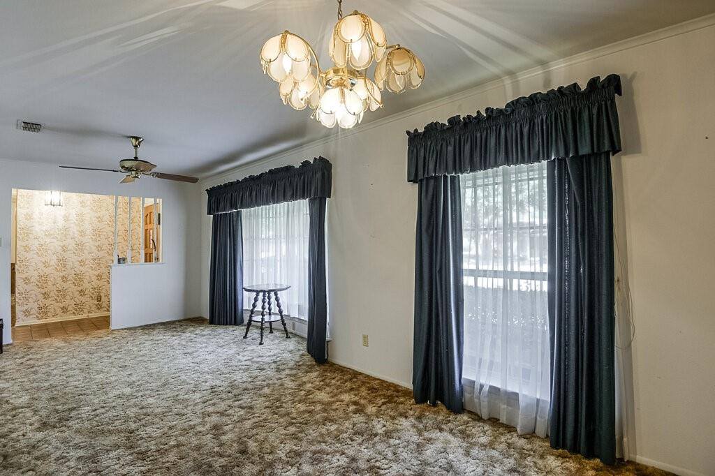 105 Dartmouth Drive, Waxahachie, TX 75165