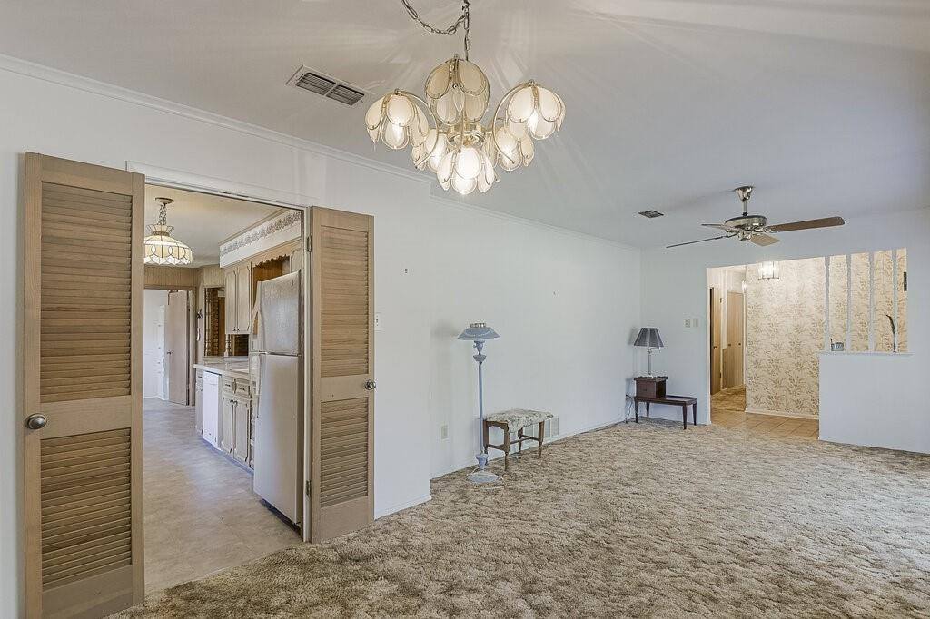 105 Dartmouth Drive, Waxahachie, TX 75165