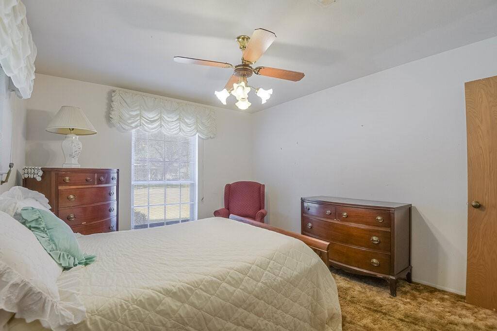 105 Dartmouth Drive, Waxahachie, TX 75165