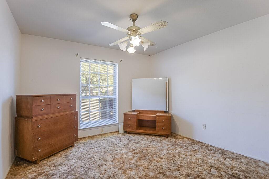 105 Dartmouth Drive, Waxahachie, TX 75165