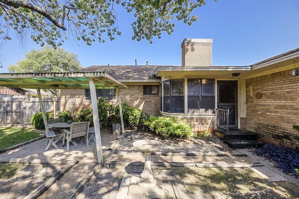 105 Dartmouth Drive, Waxahachie, TX 75165