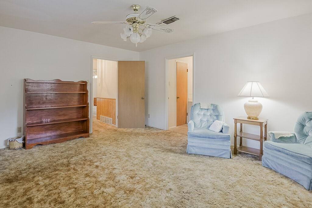 105 Dartmouth Drive, Waxahachie, TX 75165