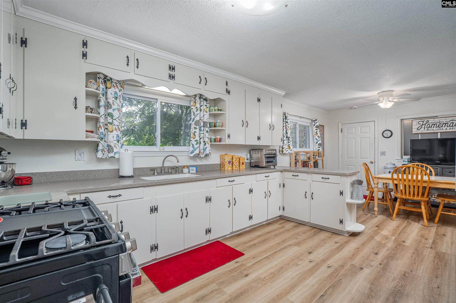 800 Ontario, West Columbia, SC 29169