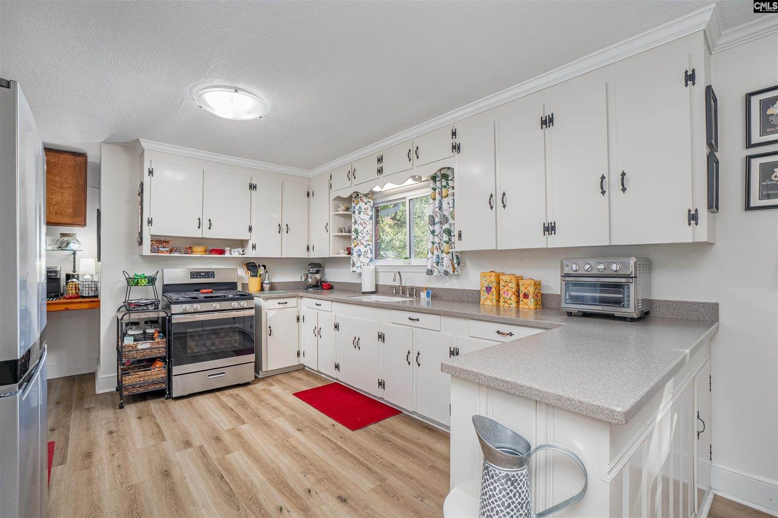 800 Ontario, West Columbia, SC 29169